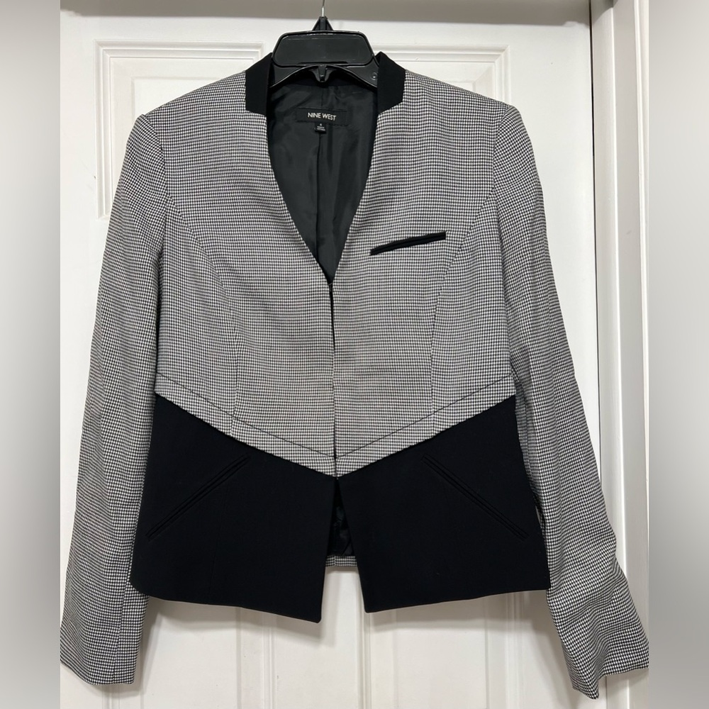 Nine West Black & White Houndstooth Peplum-Style Blazer
